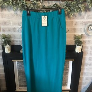 ❤️NWT Nuggles Skirt Long Maxi Pockets  Size Small